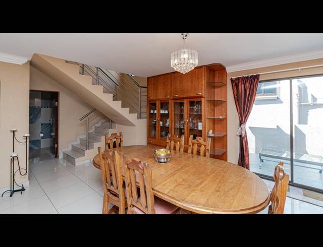 5 BEDROOM PROPERTY TO RENT IN NOORDWYK
